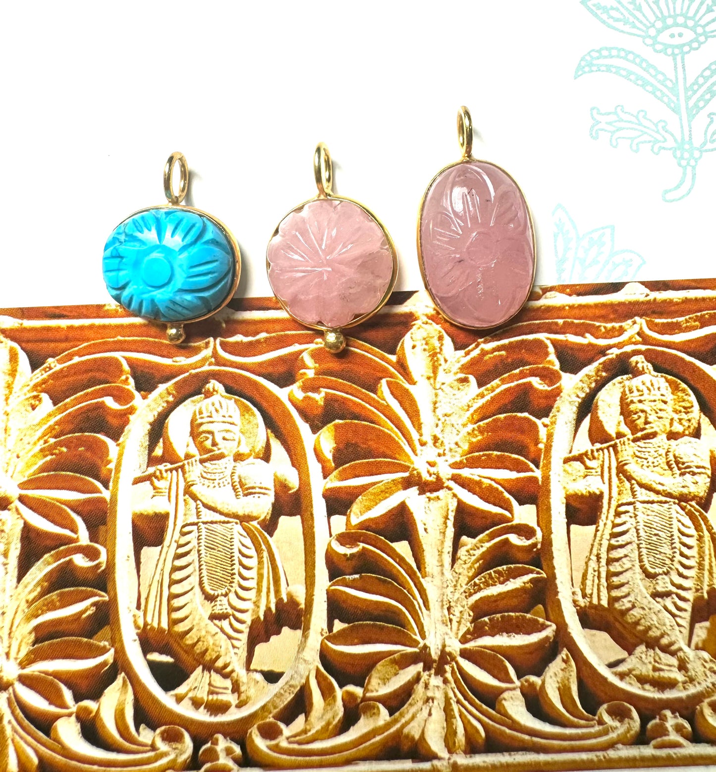 Les MUDITAS, pendentifs sacrés
